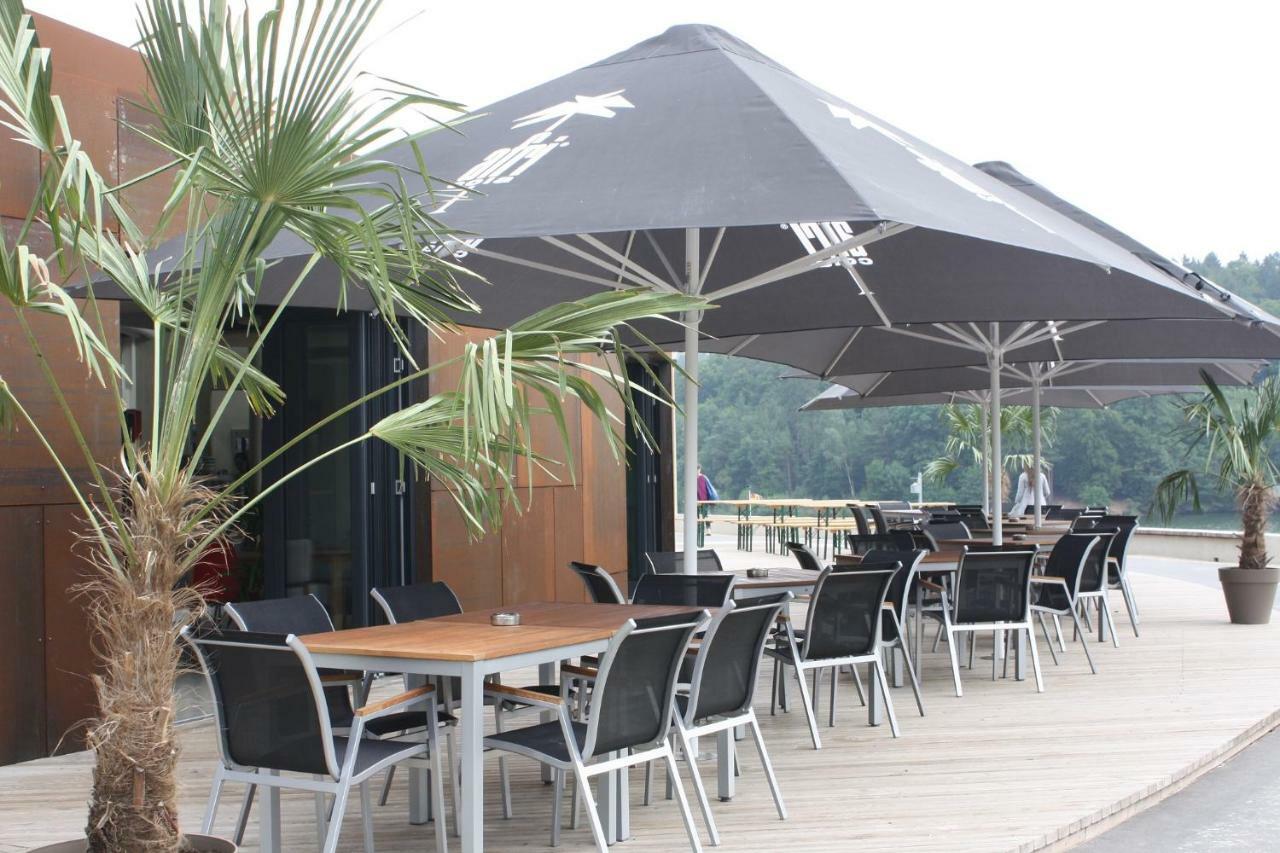 Bungalow; Haus 111 Ferienpark Twistesee, Бад Аролзен Екстериор снимка